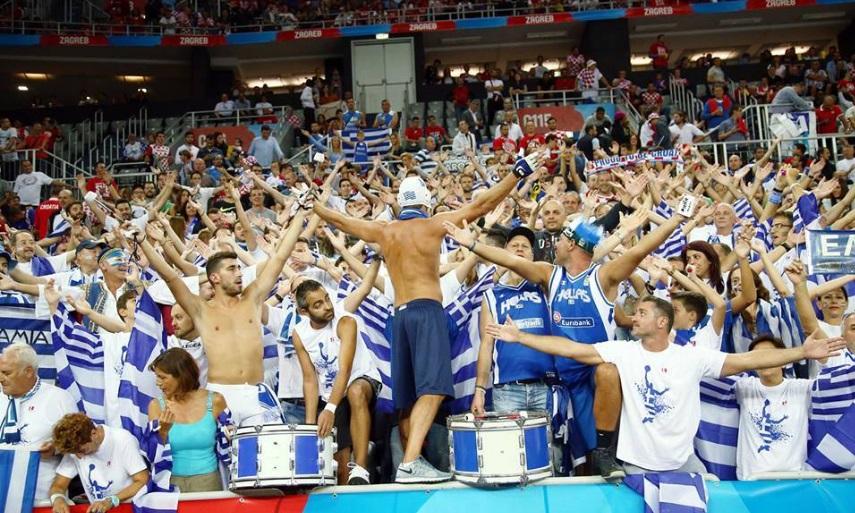 Ελλάδα – Τουρκία: Ξεκίνησαν τα πρώτα «γαλανόλευκα» τσάρτερ για Ρίγα – Πάνω από 1.500 Έλληνες στην Λετονία