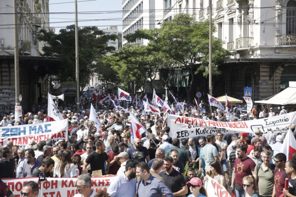 Παραλύει η χώρα την 1η Οκτωβρίου -Απεργία κατά του εργασιακού νομοσχεδίου
