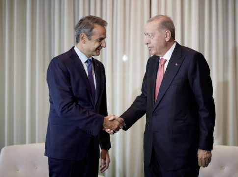 Τι περιμένουμε από τη συνάντηση Μητσοτάκη – Ερντογάν στη Νέα Υόρκη