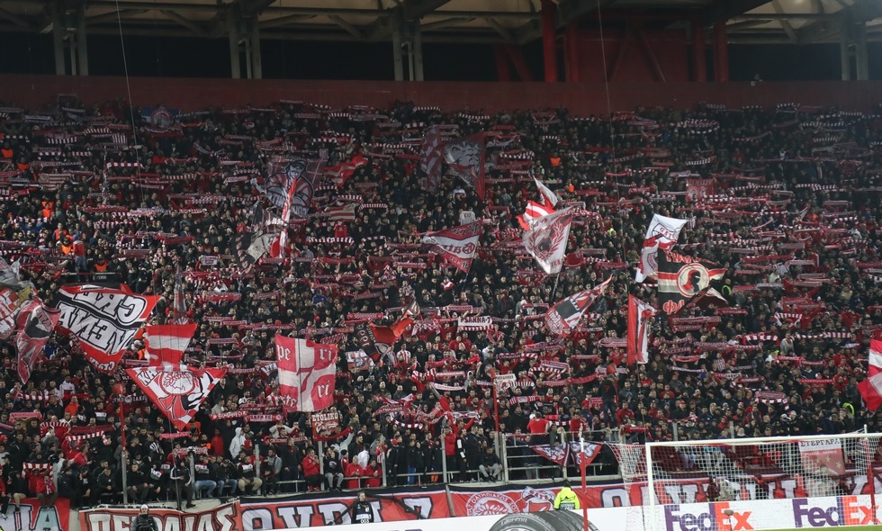Μια… ανάσα από το 14ο συνεχόμενο sold out ο Ολυμπιακός: Έμειναν λιγότερα από 1500 εισιτήρια για το ματς με τον Λεβαδειακό