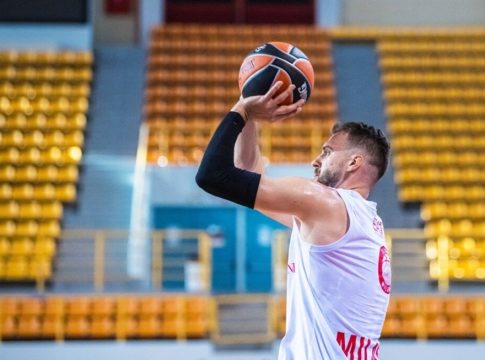 Με τρεις απουσίες στο φιλικό κόντρα στον Ολυμπιακό η Αρμάνι Μιλάνο (pic)