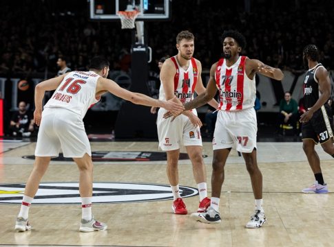 Παπανικολάου, Βεζένκοφ και ΜακΚίσικ επέλεξαν τους αγαπημένους τους παίκτες από την ομάδα ποδοσφαίρου