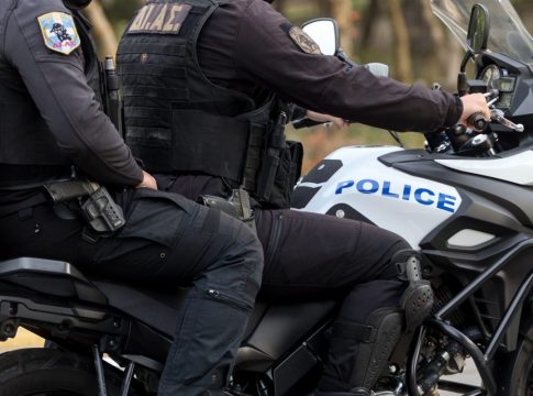 Φρίκη στη Θεσσαλονίκη: Άνδρας έπνιξε την αδερφή του με σακούλα