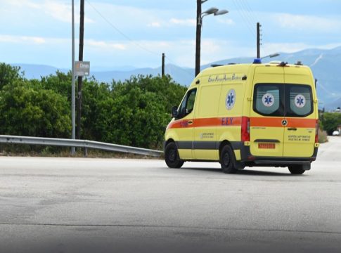 Νεκρή 62χρονη σε τροχαίο στην Εγνατία – Στο νοσοκομείο ο γιος της