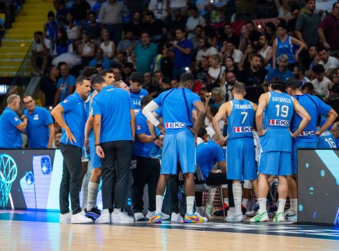 Οι διαιτητές της αναμέτρησης της Εθνικής με το Ισραήλ