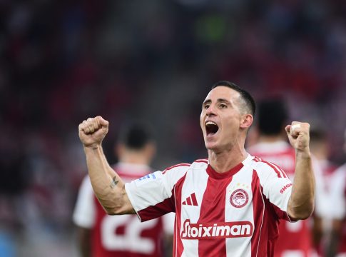 «Μαγεία» Ποντένσε στο Καραϊσκάκη και 3-0 ο Ολυμπιακός (vids)