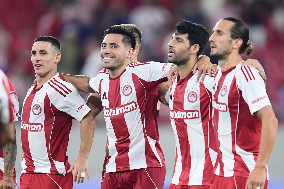 Απόλυτος κυρίαρχος ο Ολυμπιακός: 30-1 τελικές και 86% κατοχή με τον Πανσερραϊκό