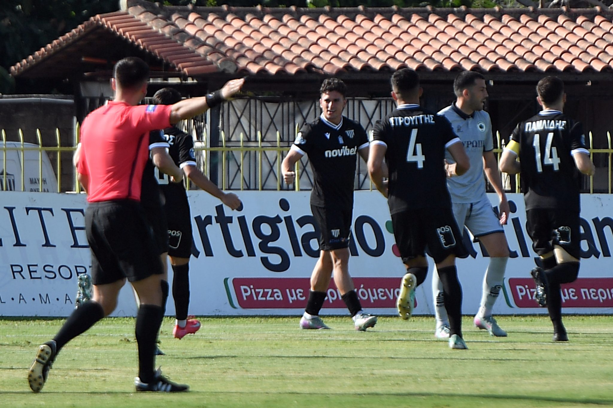Καλαμάτα- Ηλιούπολη 5-0: Η «Μάυρη Θύελλα» κυριάρχησε με 5άρα