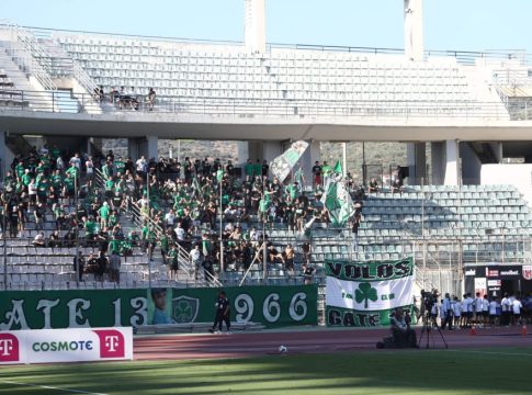 Πετάξτε ελεύθερα καρέκλες σε παίκτες, ο Βρούτσης και η ΔΕΑΒ δεν βλέπουν… (vid)