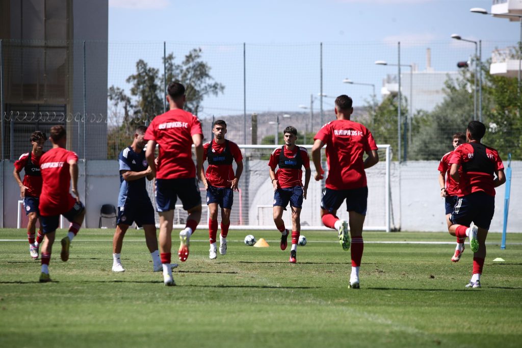 Youth League: Με Λιατσικούρα η αποστολή των Νέων του Ολυμπιακού ενόψει Πάφου
