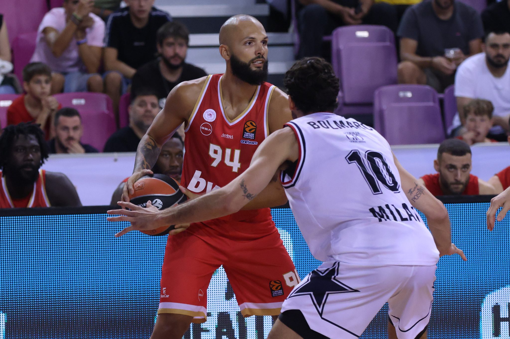 Ολυμπιακός – Αρμάνι Μιλάνο 76-71: Καθάρισαν με «καυτό» Φουρνιέ οι Πειραιώτες