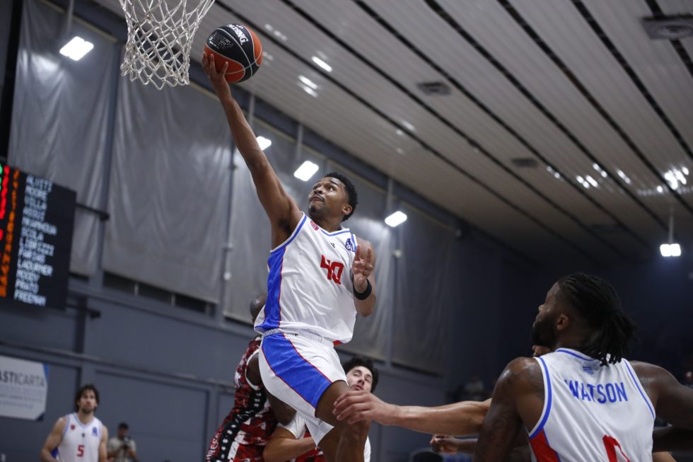 Πανιώνιος – Βαρέζε 89-86: Νίκησε την ομάδα του Καστρίτη και τίμησε τον Τζούροβιτς
