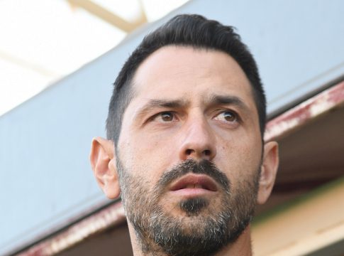 Πετράκης: «Σίγουρα κινδυνεύσαμε, δημιουργήσαμε ευκαιρίες, κρατάμε τον έναν βαθμό κόντρα στην ΑΕΚ»