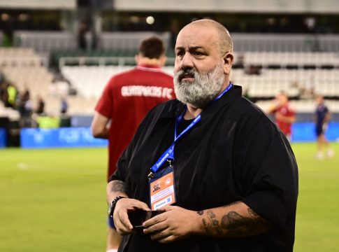 Η διπλή ανάρτηση του Κώστα Καραπαπά για τους «νέους κανονισμούς» στη Λεωφόρο (pics)