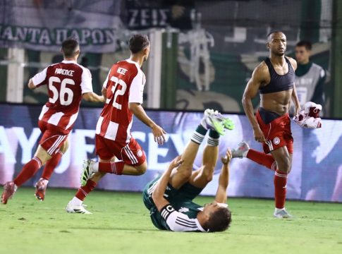 Ποντένσε και Ταρέμι έκαναν πάρτι και ο διαιτητής τα έκανε… θάλασσα