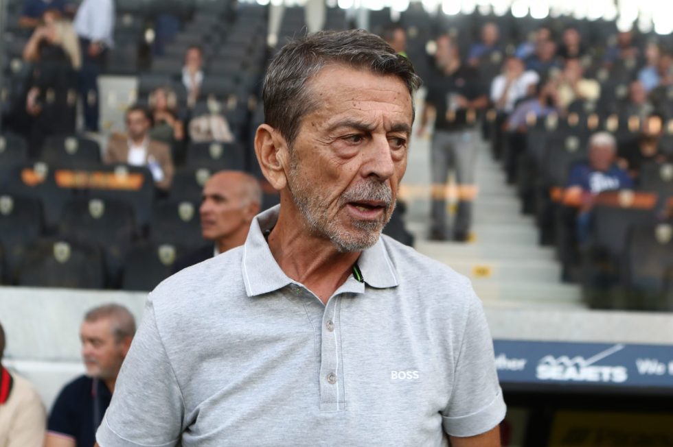 Πετράκης: «Στο πρώτο ημίχρονο ήταν καλύτερη η ΑΕΚ, αλλά στο δεύτερο μπορούσαμε και την ισοπαλία»