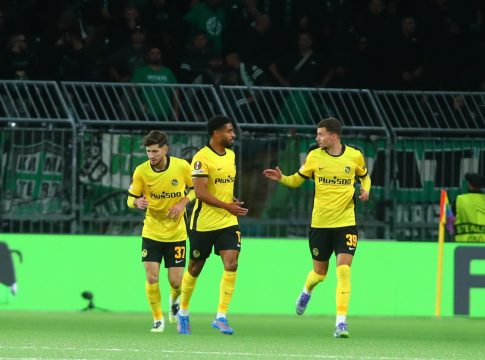 Βγήκε στο… πουθενά ο Λαφόντ: Μείωσε σε 3-1 η Γιουνγκ Μπόις (vids)