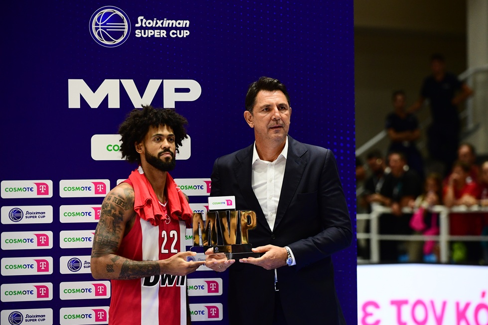 MVP και πρώτος σκόρερ του τελικού του Super Cup ο Ντόρσεϊ (vid)