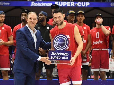 Ολυμπιακός – Προμηθέας Πάτρας 92-83: «Καθάρισε» ο Παπανικολάου για την πρώτη κούπα της σεζόν (vids)