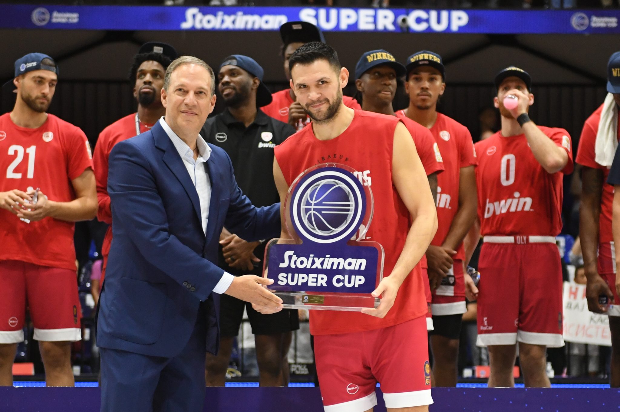 Ολυμπιακός – Προμηθέας Πάτρας 92-83: «Καθάρισε» ο Παπανικολάου για την πρώτη κούπα της σεζόν (vids)