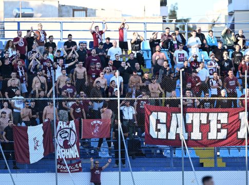 Οι οπαδοί της ΑΕΛ Novibet δέχθηκαν επίθεση στο Περιστέρι