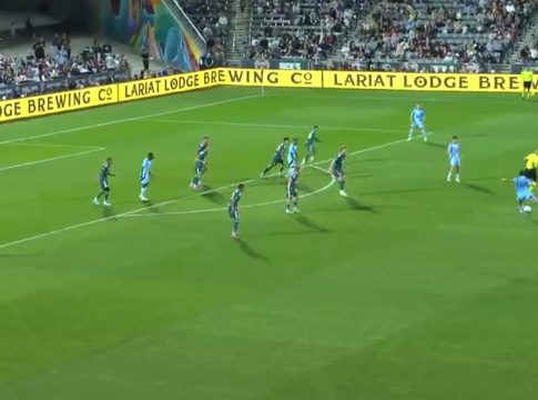 Ο Τριάντης σκόραρε με τρομερή «βολίδα» στο MLS (vids)