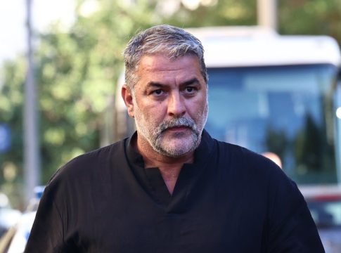 Βασίλης Μπισμπίκης: 1.200 ευρώ πρόστιμο και αφαίρεση διπλώματος για 1 μήνα – Βίντεο λίγα λεπτά μετά το τροχαίο