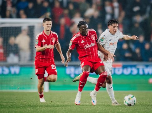 Σουόνσι – Νότιγχαμ Φόρεστ 3-2: Πρόκριση στις καθυστερήσεις για τους Ουαλούς στο Carabao Cup (vid)
