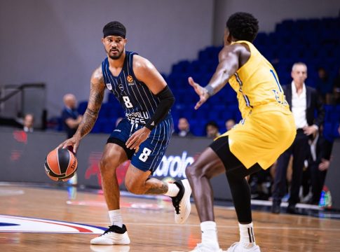 Αναντολού Έφες – Μακάμπι Τελ Αβίβ 85-78: Ξέσπασε στην τελευταία περίοδο