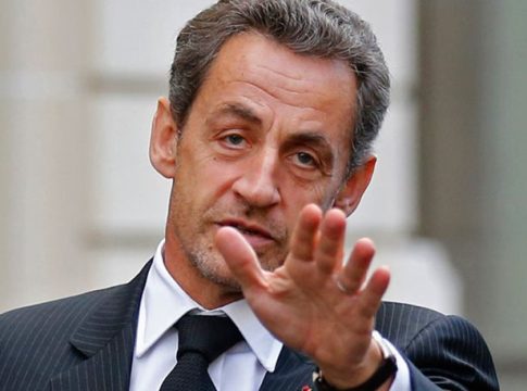 «Θα κοιμηθώ στη φυλακή, αλλά με το κεφάλι ψηλά»: Οι δηλώσεις του Σαρκοζί μετά την καταδίκη του