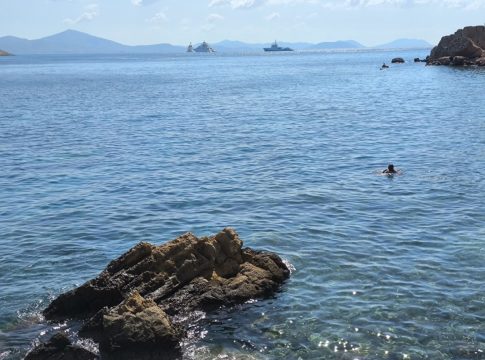 Καιρός: Μικρή πτώση της θερμοκρασίας και τοπικές βροχές την Παρασκευή
