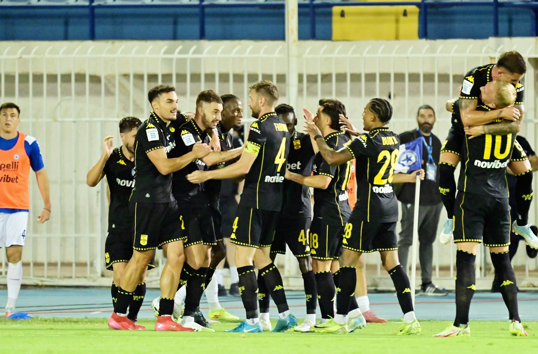 Άρης: Με εφτά απουσίες στο Αγρίνιο