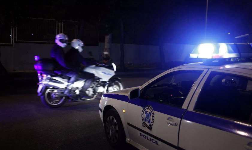 Μεταμόρφωση: Αγρια συμπλοκή τη νύχτα δεκάδων ατόμων – 4 άτομα αιμόφυρτα στο ΚΑΤ