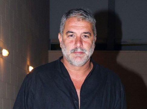 Μπισμπίκης: Στην Ευελπίδων οδηγείται σήμερα ο ηθοποιός – Τι προβλέπει ο νέος ΚΟΚ και από ποιες ποινές κινδυνεύει