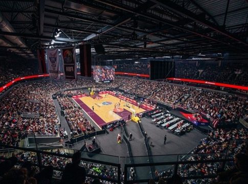 Συναγερμός στη Ρίγα: Έκλεισε το Media Centre λόγω ύποπτου δέματος