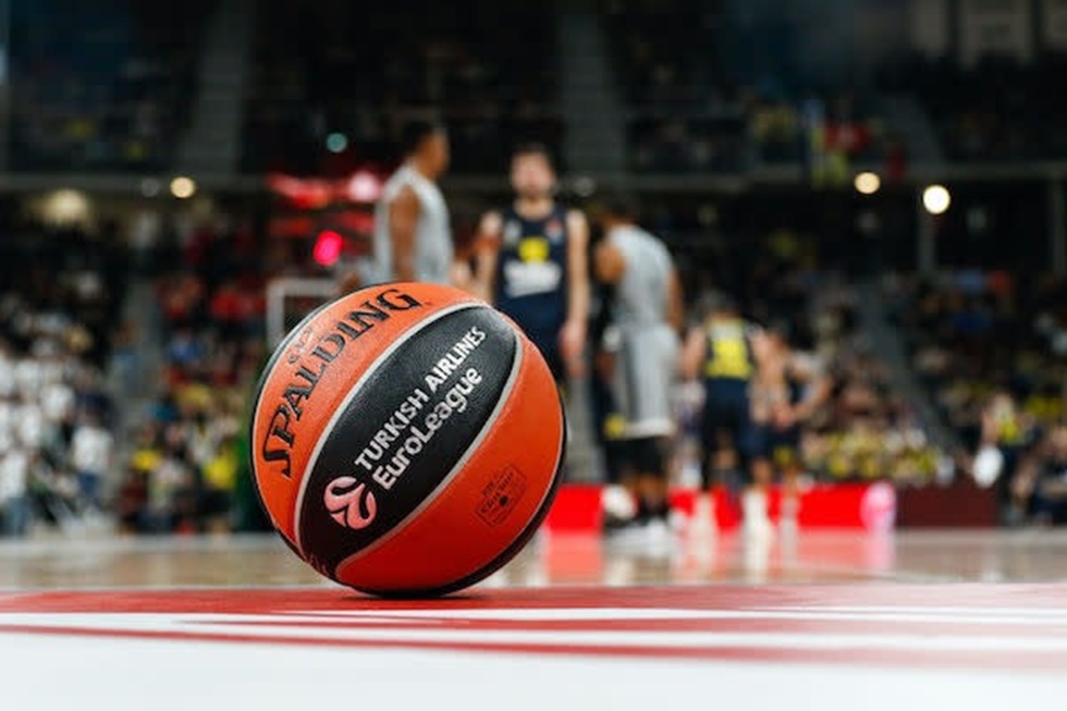 Οι GMs της Euroleague αποκάλυψαν ποιον παίκτη θα έπαιρναν στις ομάδες τους