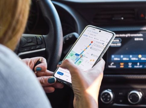 Google Maps: Πώς θα θυμάσαι πάντα πού έχεις παρκάρει με ένα κλικ στο κινητό