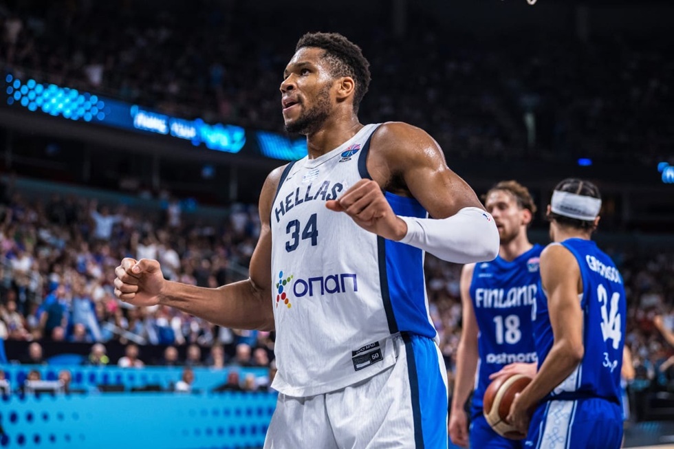 Εννέα λεπτά γεμάτα «Greek Freak»: Οι καλύτερες στιγμές του Γιάννη από το Eurobasket (vid)