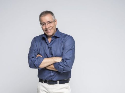 Νίκος Μάνεσης: Η ενημέρωση, η Μαυραγάνη και ο γάμος με πασίγνωστη τραγουδίστρια