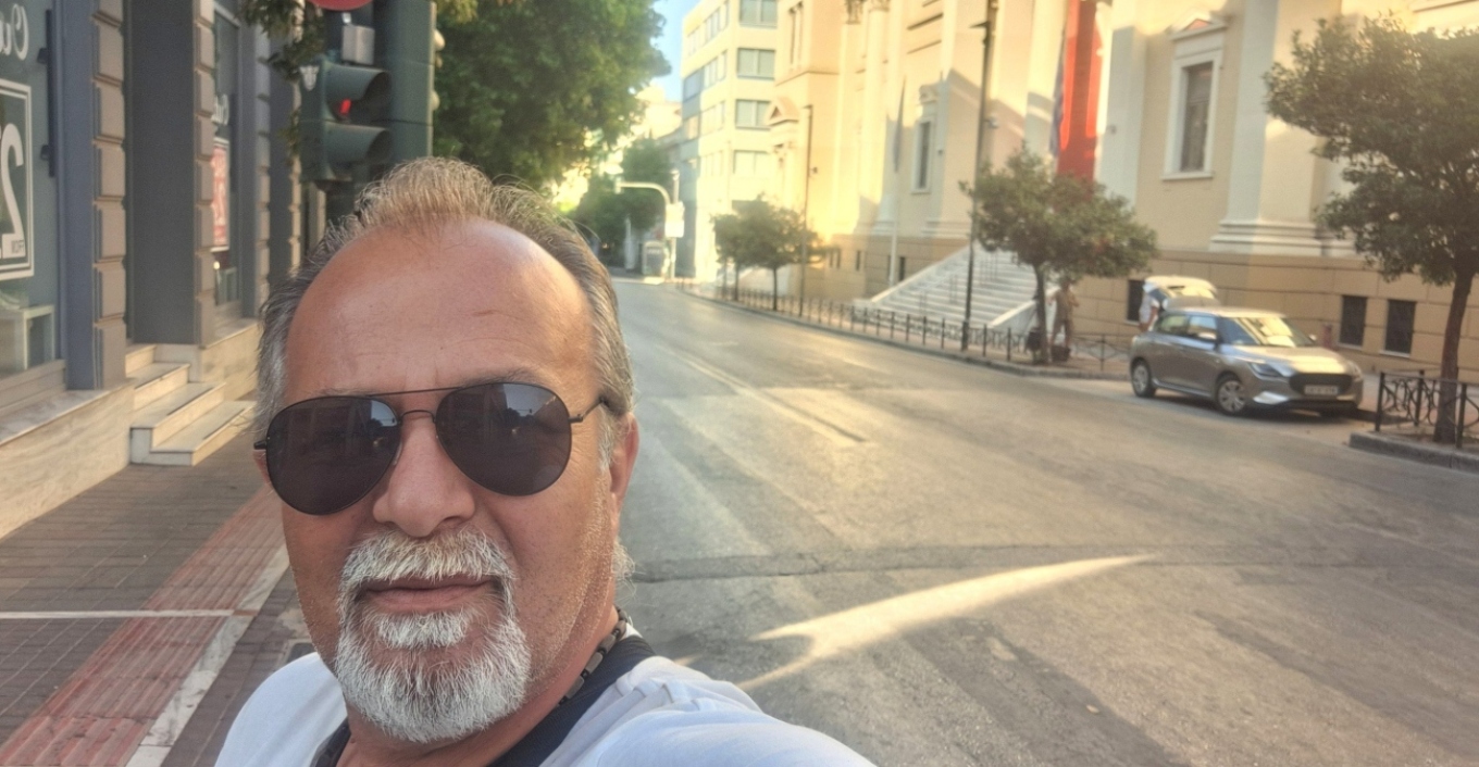 Πέθανε την ώρα του ρεπορτάζ ο καμεραμάν του ΑΝΤ1 Πάτρας Γιώργος Παυλάκης
