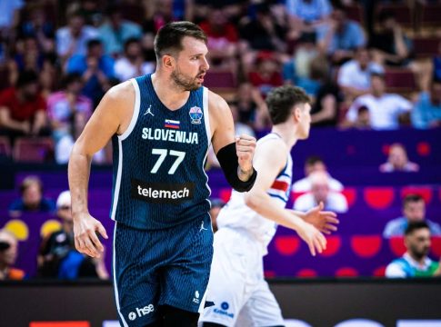 Ισλανδία – Σλοβενία 79-87: «Καθάρισε» στο δεύτερο μέρος με μπροστάρη τον Ντόντσιτς