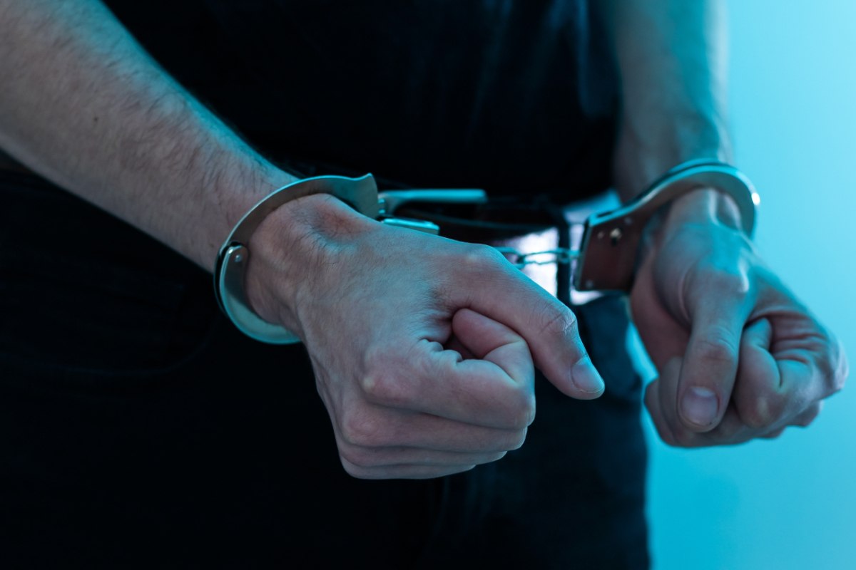 Αποκαλύψεις για τον 42χρονο που συνελήφθη για βιασμό και εμπορία ανθρώπων – Τα ραντεβού της 16χρονης και η κοκαΐνη