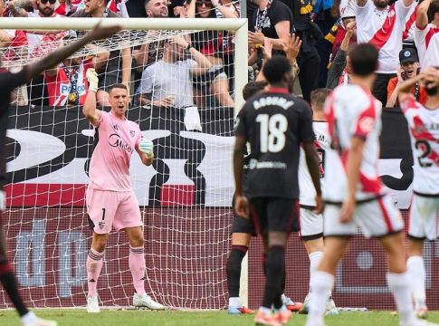 Ράγιο Βαγεκάνο – Σεβίλλη 0-1: Ο Βλαχοδήμος την κράτησε και ο Άνταμς της έδωσε τη νίκη