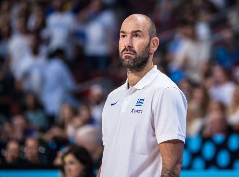 Σπανούλης: «Περιμένω να σεβαστούν και τον Γιάννη όπως σέβονται όλους τους άλλους παίκτες»