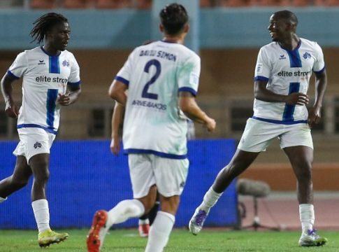 ΟΦΗ – Κηφισιά 1-3: Πέρασε από το Παγκρήτιο με σούπερ Τεττέη η ομάδα των Βορείων Προαστίων