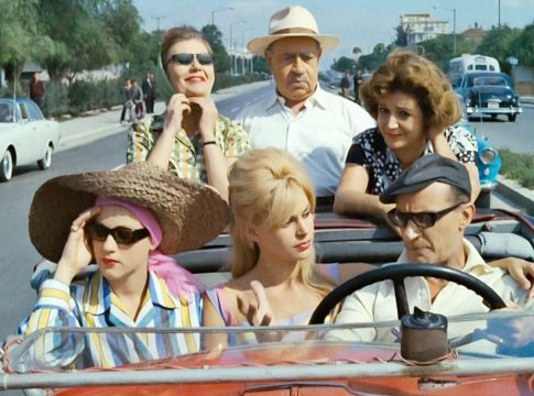 «Μερικοί το προτιμούν κρύο»: Πώς είναι σήμερα το σπίτι της θρυλικής ταινίας; (pic)