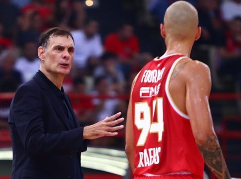 Τι είπε ο Μπαρτζώκας για τις απουσίες και την κατάσταση του Φουρνιέ: «Θα δοκιμάσει, αλλά…»