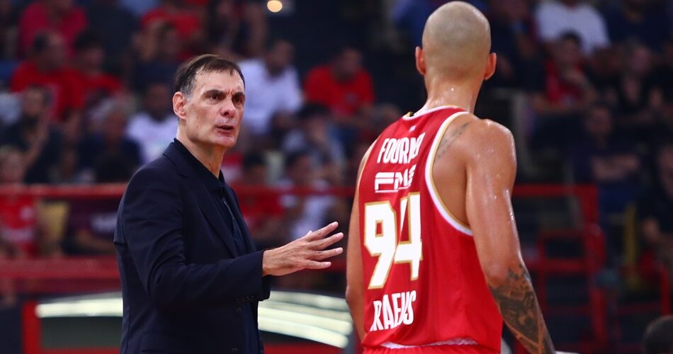 Τι είπε ο Μπαρτζώκας για τις απουσίες και την κατάσταση του Φουρνιέ: «Θα δοκιμάσει, αλλά…»