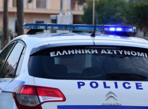 Σκηνές τρόμου στον Ωρωπό: Πήγε στο σπίτι της πρώην του, χτύπησε τον σύντροφό της, και την άρπαξε