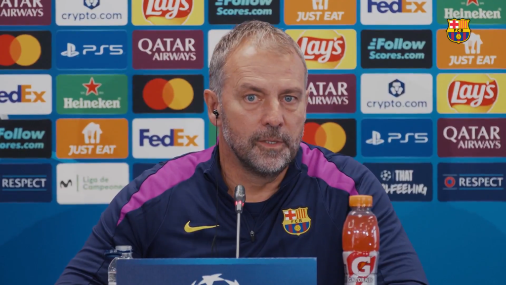 Αποθέωσε Ολυμπιακό ο Φλικ: «Από τις καλύτερες επιθετικές ομάδες» – Τι είπε για τους τραυματίες